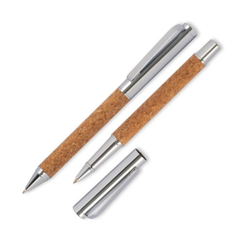 Brunt skrivset i kork med kulspetspenna och rollerball.