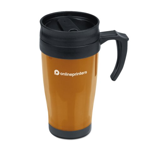 Orange plastmugg med lock och handtag.