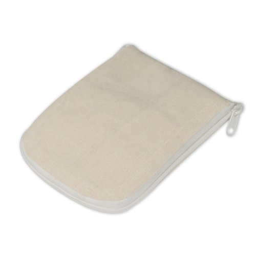 Beige tygvska med dragkedja.