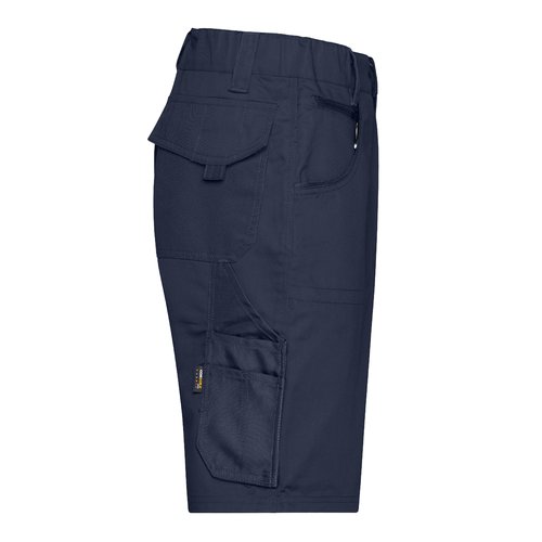 Marinbl bomullsblandning shorts med flera fickor.