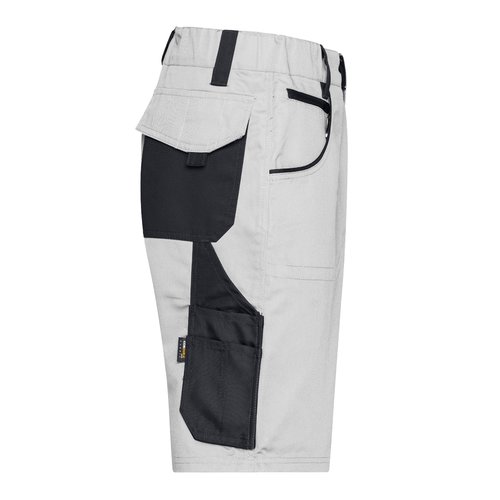 Gr och vita bomulls-polyesters shorts med fickor.