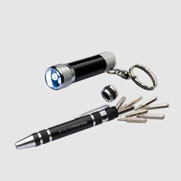Set skruvdragare & LED-ficklampa Canoas